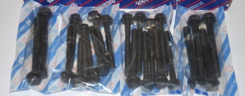 ZESTAW ŚRUB GŁOWICY PERKINS 103MM AR AS  1004.42-16777