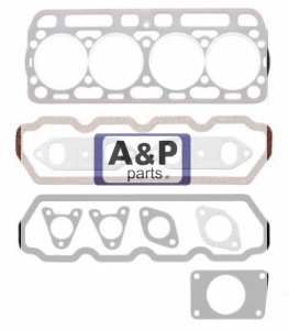 TOP GASKET SET / ZESTAW USZCZELEK GŁOWICY CASE 4 