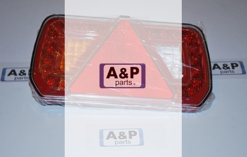 LAMPA TYLNA Z TRÓJKĄTEM 38 LED 12/24V L1831 LEWA-9735