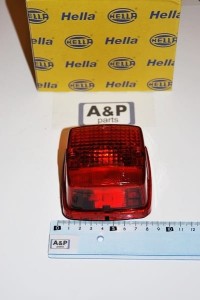 LAMPA TYLNA CZERWONA 12V CAT 315 HELLA A.56098 
