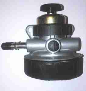 POKRYWA GÓRNA FILTRA PALIWA JCB Z POMPKĄ 