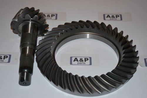 KOŁO Z WAŁKIEM ATAKU PRZEDNI MOST O.E.M.JCB 13/38 -10318