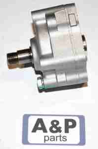 POMPA OLEJOWA SILNIKA KUBOTA V2203 