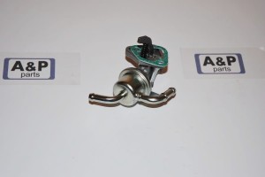 POMPKA PALIWA KUBOTA Z RĄCZKA DO POMPOWANIA