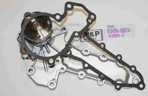 POMPA WODNA KUBOTA V1902 V1702 V2203 V2403-7-13666