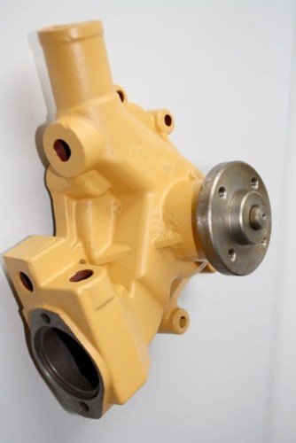 POMPA WODNA KOMATSU 4D95 6D95 6204-61-1104-2748