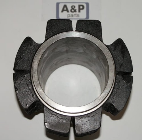 TULEJA CYLINDER SILNIKA 95MM L-185MM KOŁNIERZ 110 -16446