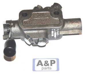 VALVE 3 WAY / ZAWÓR ROZDZIELCZY 7006127M91