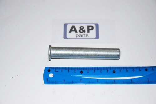 STEERING PIN / SWORZEŃ 7003700M1 URSUS 3512-12665