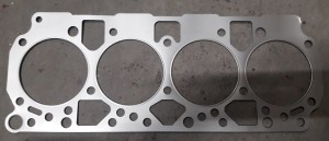 USZCZELKA GŁOWICY METALOWA MTZ D-240 MTZ D240