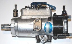 POMPA WTRYSKOWA TYP BOSCH 3832F070  IH CASE 423