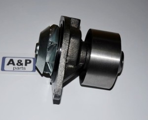 POMPA WODNA CASE MAXXUM MX100 MX110 MX120  MX135  