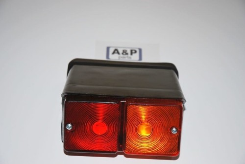 LAMPA TYLNA PRAWA 12V CNH  FORD CASE JX AP65854-11609