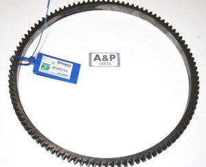 WIENIEC KOŁA ZAMACHOWEGO Z-104 PERKINS 4.108