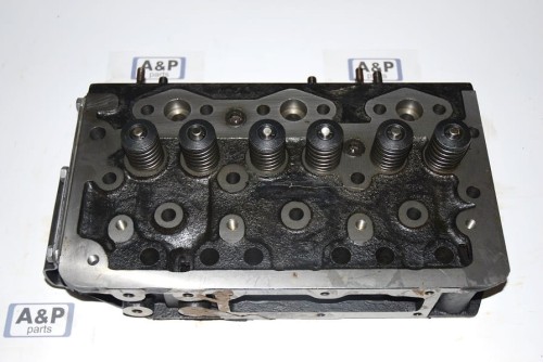 GŁOWICA SILNIKA ZZ80048 3-CYLINDROWA STARY TYP-10731