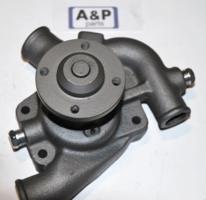 POMPA WODY U5MW0180 (3) PERKINS SERIA 900 LINDE