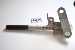 ŚRUBA OCZKOWA Z UCHWYTEM ZTS UR IV 64905308