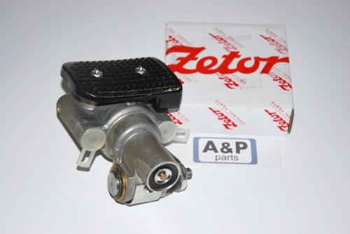 ZAWÓR HAMULCA PRAWY ZETOR MAJOR 80 935613-12050