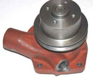POMPA WODY Z KOŁEM 1-PASEK C-385 4-CYL 84017539-I