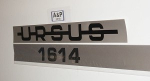 KOMPLET NAKLEJEK EMBLEMATÓW URSUS 1614