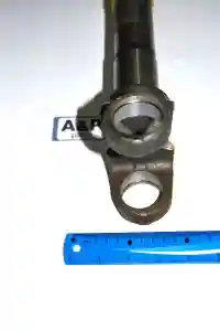 PÓŁOŚ  PRZEDNI NAPĘD ZETOR DŁUGA L-630MM 55453204 