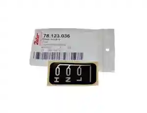 EMBLEMAT NAPIS REDUKCJI HNL 78123036 ZETOR URIII