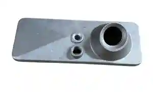POKRYWA BOCZNA SILNIKA ZETOR UR I 67010238